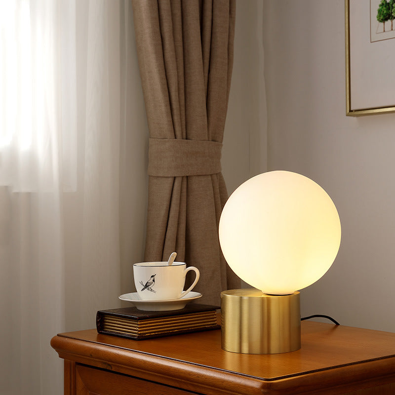 Nordic Modern Minimalist Bedside Table Lamp (Creative)